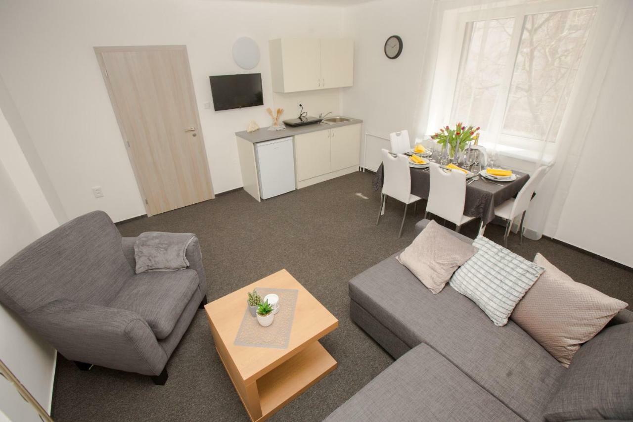 Hotel Blue Apartment Bratislava Extérieur photo
