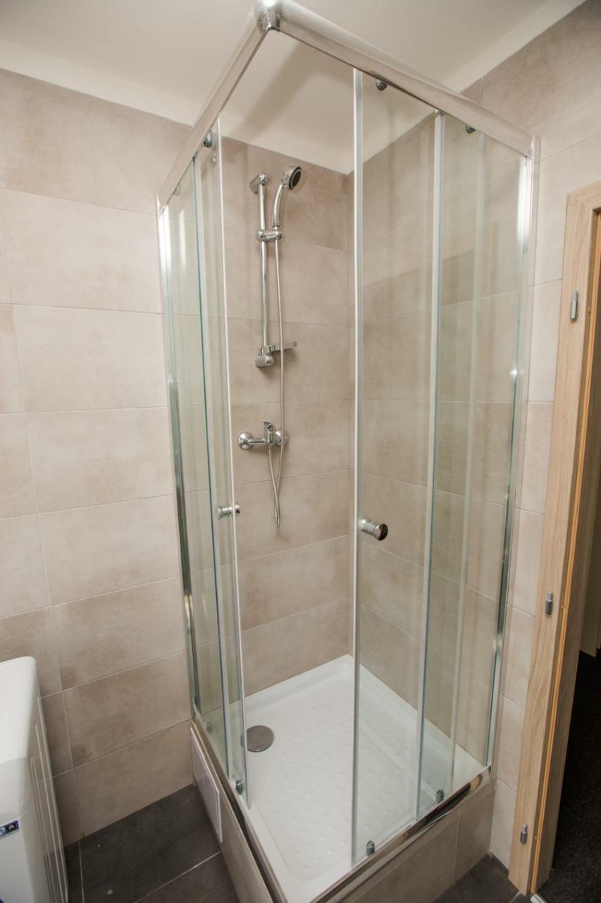 Hotel Blue Apartment Bratislava Extérieur photo
