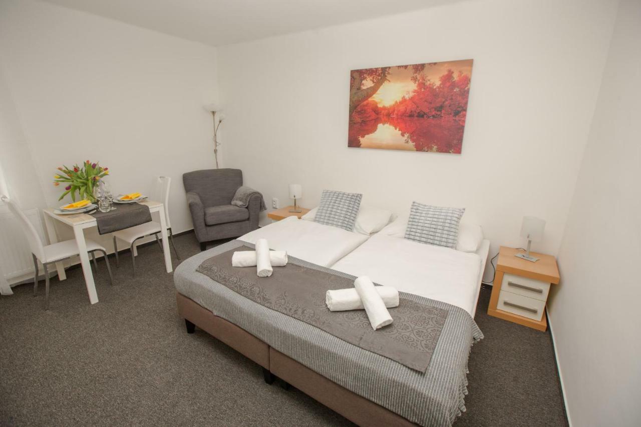 Hotel Blue Apartment Bratislava Extérieur photo