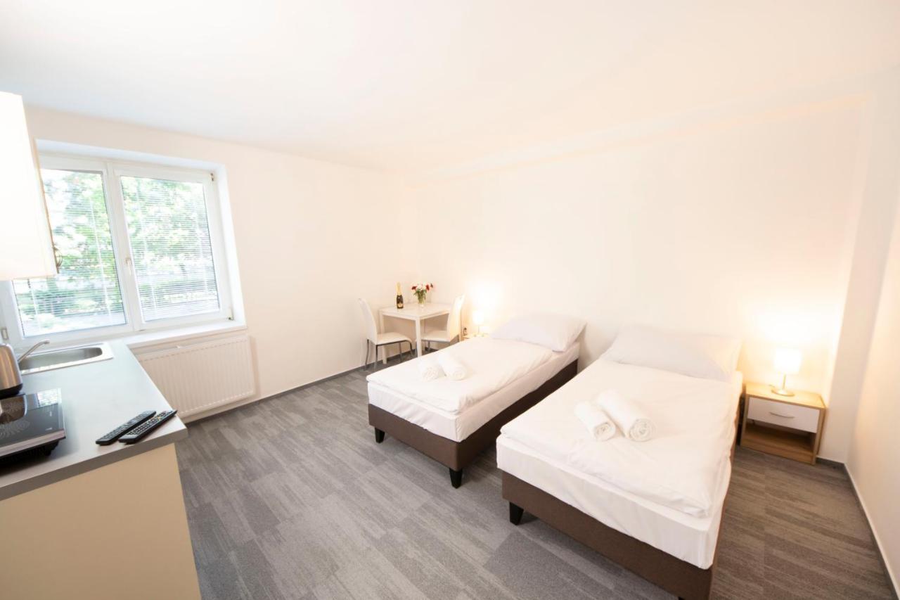 Hotel Blue Apartment Bratislava Extérieur photo